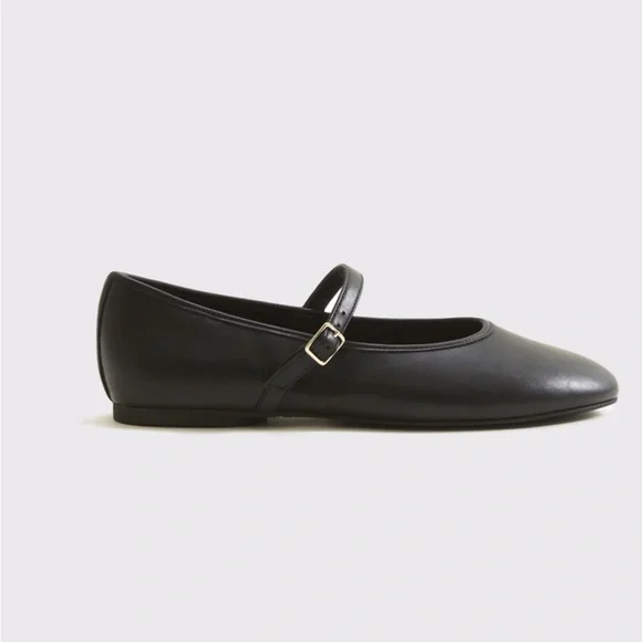 Abercrombie and Fitch Mary Jane Rounded Toe Flats - Black - Size 7.5 - Picture 4 of 4